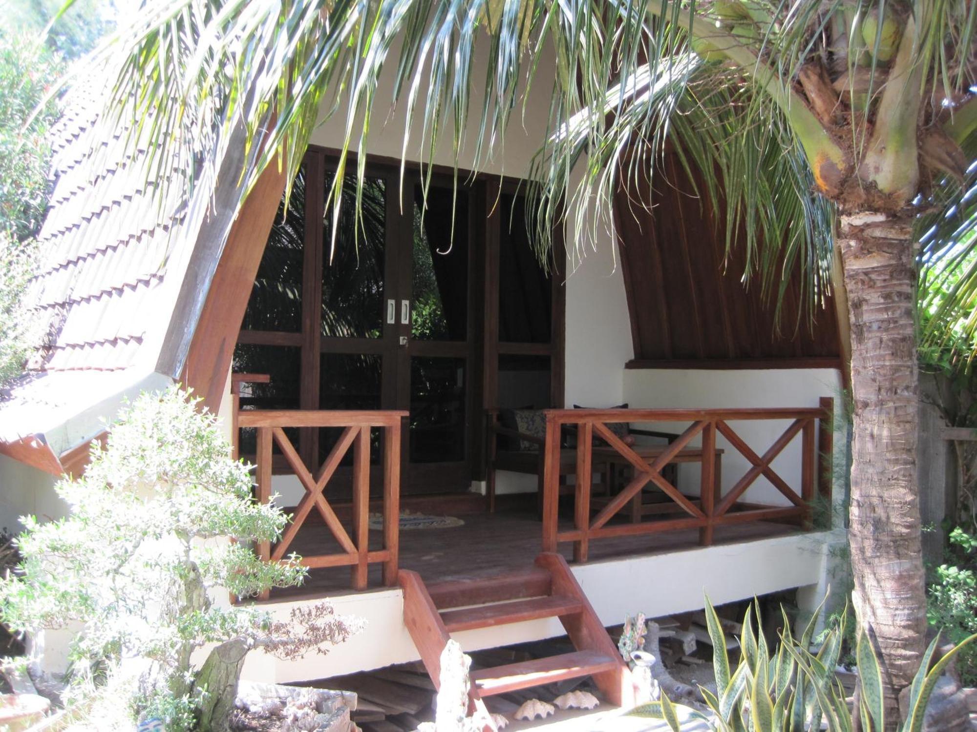 D'Gilian Bungalow Τζίλι Τραγουανγκάν Εξωτερικό φωτογραφία